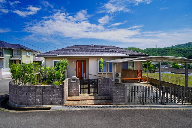 ☆価格変更☆さぬき市志度　中古戸建　南西角地の平屋　2LDK